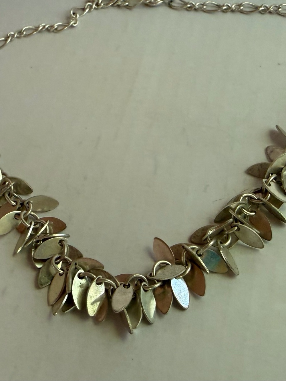 Avon Silver Tone Leaf Dangle Necklace
